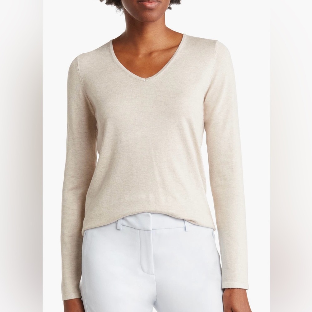 T Tahari V Neck Knit Sweater